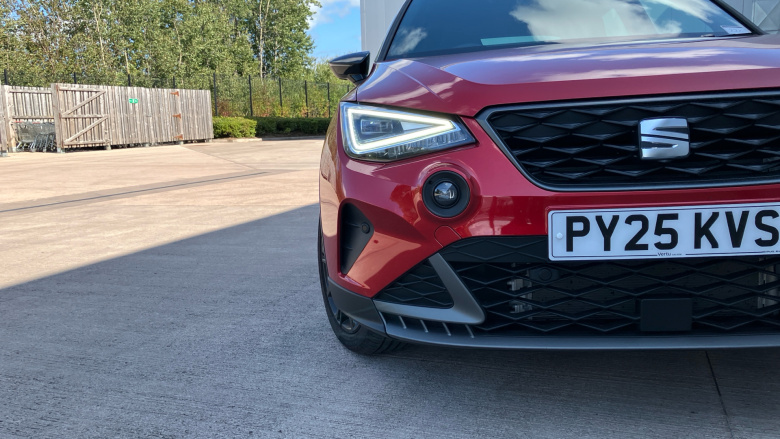 SEAT Arona 1.0 TSI 115 FR Black Edition 5dr Petrol Hatchback